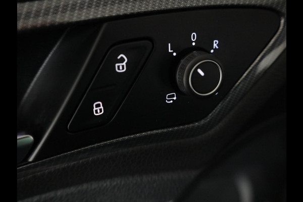 Volkswagen Golf 1.5 TSI Highline Business R 150pk DSG| Camera| Navi| 18'LM-velgen