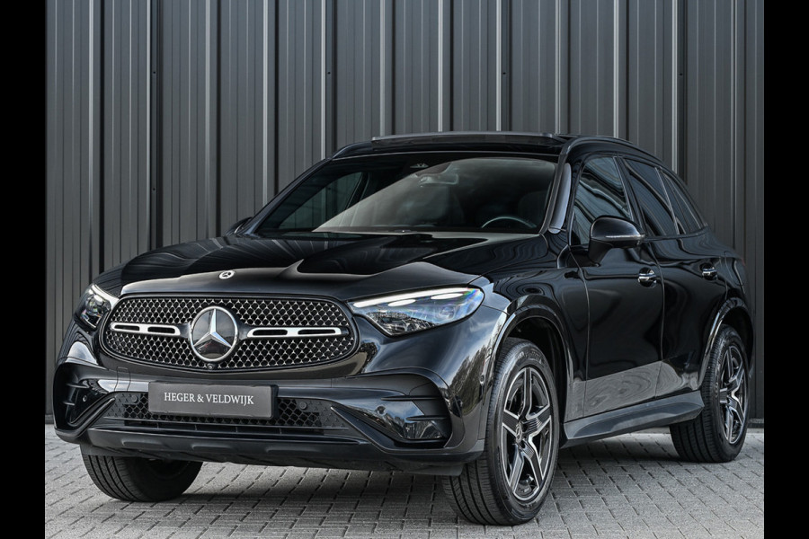 Mercedes-Benz GLC 300e 4MATIC AMG Line | Panoramadak | Burmester | Night pack | Head-up | 360 camera | Digital light | Keyless | Stoelverwarming | Ambiance interieur