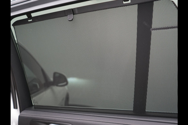 BMW X5 xDrive45e X Line PHEV 395pk Dealer O.H. | Trekhaak Af Fabriek | Luchtvering | Adaptive Cruise | Head Up | 360 Camera | Adaptief Onderstel | Laser LED | Lederen Sportstoelen Memory & Verwarmd | Sfeerverlichting | Keyless | Plug In H