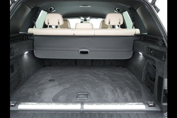 BMW X5 xDrive45e X Line PHEV 395pk Dealer O.H. | Trekhaak Af Fabriek | Luchtvering | Adaptive Cruise | Head Up | 360 Camera | Adaptief Onderstel | Laser LED | Lederen Sportstoelen Memory & Verwarmd | Sfeerverlichting | Keyless | Plug In H