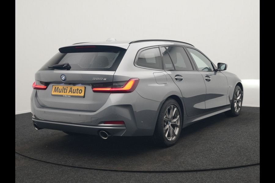 BMW 3 Serie Touring 320e Sportline FACELIFT PHEV Dealer O.H | Panodak | Widescreen Navi | Harman Kardon | Camera | Keyless | Stuurverwarming | Apple Carplay | BLIS | Plug In Hybrid