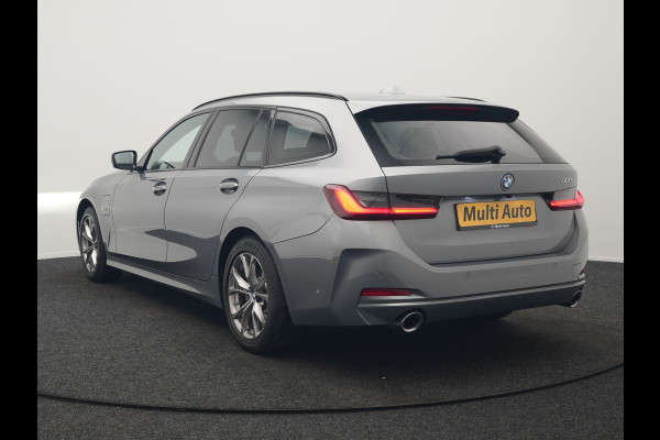 BMW 3 Serie Touring 320e Sportline FACELIFT PHEV Dealer O.H | Panodak | Widescreen Navi | Harman Kardon | Camera | Keyless | Stuurverwarming | Apple Carplay | BLIS | Plug In Hybrid