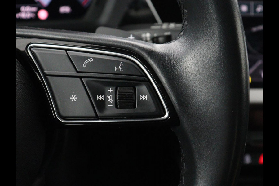 Audi A3 30 TFSI Advanced edition | Sportstoelen | Park Assist | Carplay | Virtual Cockpit | Audi Sound | Full LED | Navigatie | Sportstuur | Climate control | Bluetooth | Cruise control