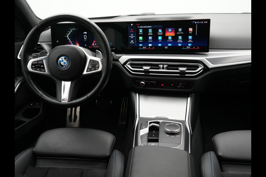 BMW 3 Serie Touring 320e M Sport FACELIFT PHEV 204pk Dealer O.H | Trekhaak Af Fabriek | Adapive Cruise | Widescreen Navi | Head Up | Alcantara Sportstoelen Verwarmd | Camera & Parkassist | Apple Carplay | Plug In Hybrid