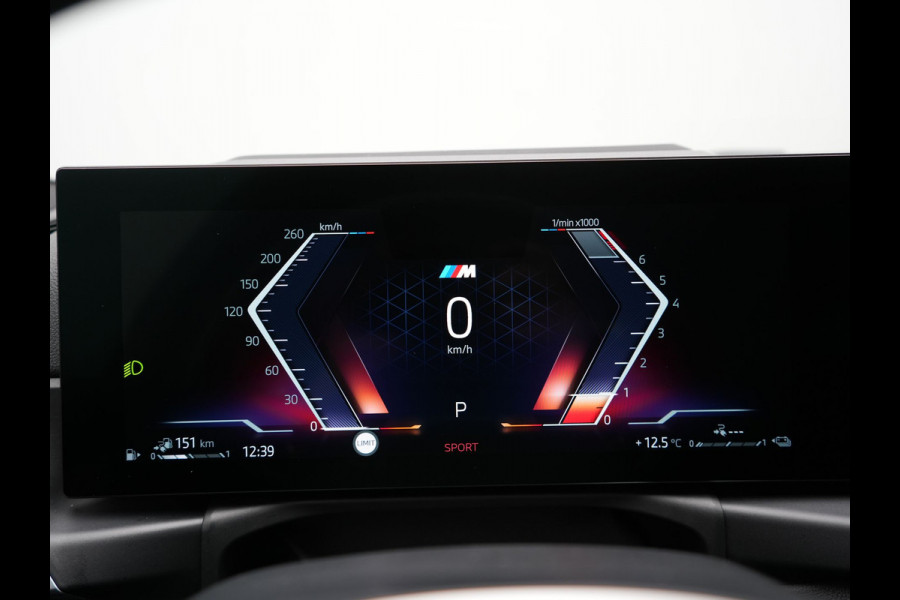 BMW 3 Serie Touring 320e M Sport FACELIFT PHEV 204pk Dealer O.H | Trekhaak Af Fabriek | Adapive Cruise | Widescreen Navi | Head Up | Alcantara Sportstoelen Verwarmd | Camera & Parkassist | Apple Carplay | Plug In Hybrid