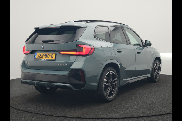 BMW X1 xDrive23i M Sport 218pk Dealer O.H | Panodak | Adaptive Cruise | Lederen Sportstoelen Massage & Memory | Head Up | 360 Camera | Harman Kardon | Widescreen Navi | Parkassist | Keyless | 19"L.M | Apple Carplay |
