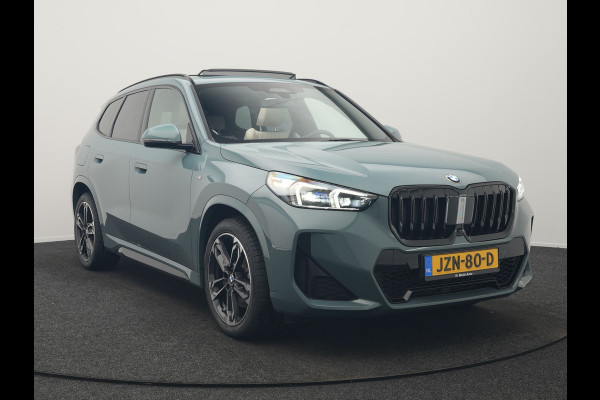 BMW X1 xDrive23i M Sport 218pk Dealer O.H | Panodak | Adaptive Cruise | Lederen Sportstoelen Massage & Memory | Head Up | 360 Camera | Harman Kardon | Widescreen Navi | Parkassist | Keyless | 19"L.M | Apple Carplay |