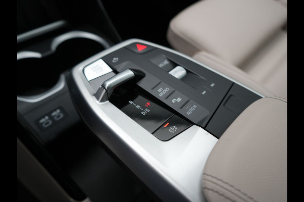 BMW X1 xDrive23i M Sport 218pk Dealer O.H | Panodak | Adaptive Cruise | Lederen Sportstoelen Massage & Memory | Head Up | 360 Camera | Harman Kardon | Widescreen Navi | Parkassist | Keyless | 19"L.M | Apple Carplay |