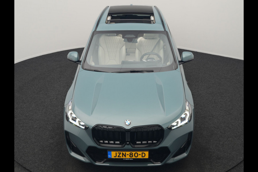 BMW X1 xDrive23i M Sport 218pk Dealer O.H | Panodak | Adaptive Cruise | Lederen Sportstoelen Massage & Memory | Head Up | 360 Camera | Harman Kardon | Widescreen Navi | Parkassist | Keyless | 19"L.M | Apple Carplay |