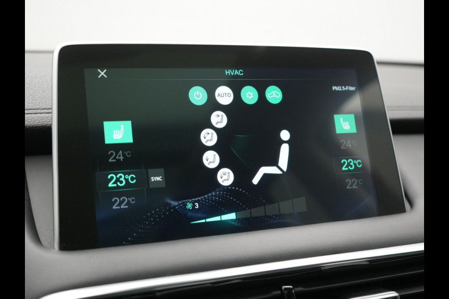 MG EHS 1.5 TGDI Luxury PHEV 258pk | Panodak | Adaptive Cruise | 360 Camera | Lederen Sportstoelen Verwarmd | Sfeerverlichting | Keyless | Apple Carplay | Blis | Navigatie | Virtual | DAB | Plug In Hybrid