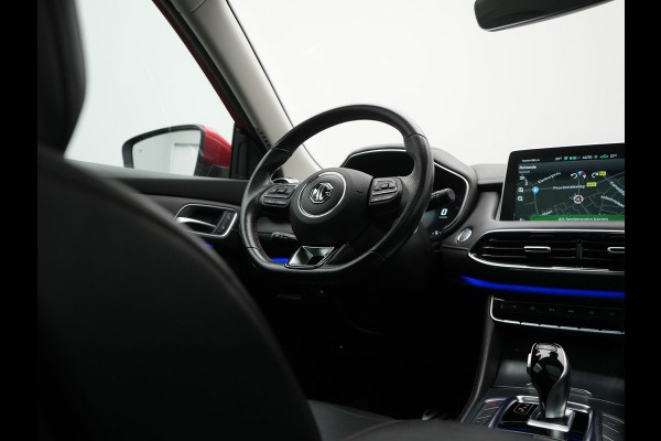 MG EHS 1.5 TGDI Luxury PHEV 258pk | Panodak | Adaptive Cruise | 360 Camera | Lederen Sportstoelen Verwarmd | Sfeerverlichting | Keyless | Apple Carplay | Blis | Navigatie | Virtual | DAB | Plug In Hybrid