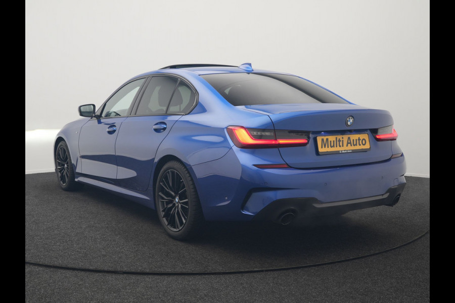 BMW 3 Serie 318i M Sport Shadow 156pk Dealer O.H | Panodak | Alcantara Sportstoelen Verwarmd | Camera & Parkassist | Keyless | Hifi Audio | Apple Carplay | 18"L.M | Sfeerverlichting |