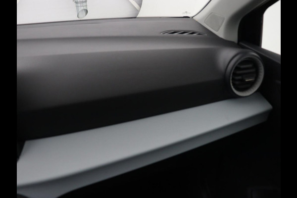 Seat Ibiza 1.0 EcoTSI Style Business Intense | Stoelverwarming | Virtual Cockpit | Carplay | Navigatie | Full LED | DAB | Parkeerhulp | Cruise control | Climate control | Getint glas