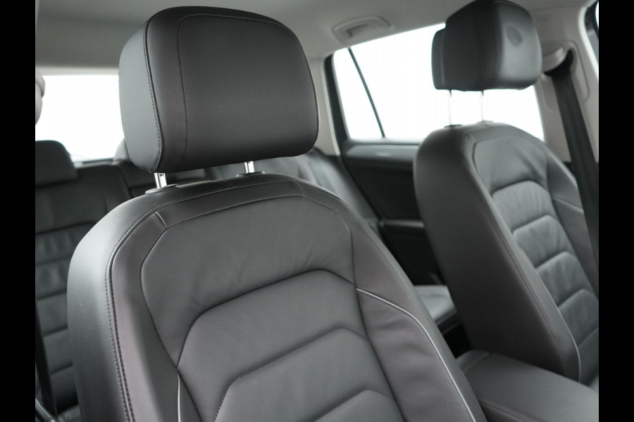 Volkswagen Tiguan 1.4 TSI eHybrid Life PHEV 245pk | Adaptive Cruise | Lederen Sportstoelen Memory & Verwarmd | Stuur Verwarmd | Virtual Cockpit | Navigatie | DAB | Plug In Hybrid