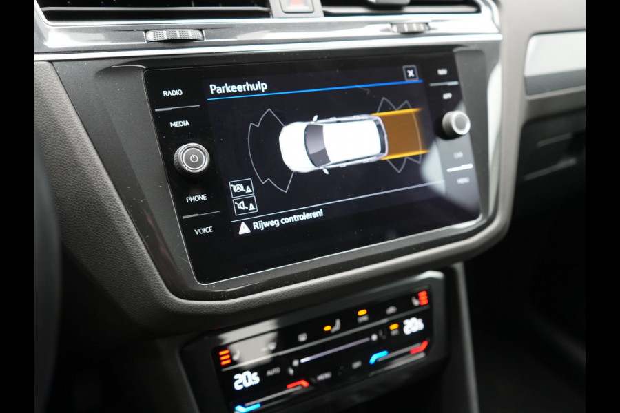 Volkswagen Tiguan 1.4 TSI eHybrid Life PHEV 245pk | Adaptive Cruise | Lederen Sportstoelen Memory & Verwarmd | Stuur Verwarmd | Virtual Cockpit | Navigatie | DAB | Plug In Hybrid