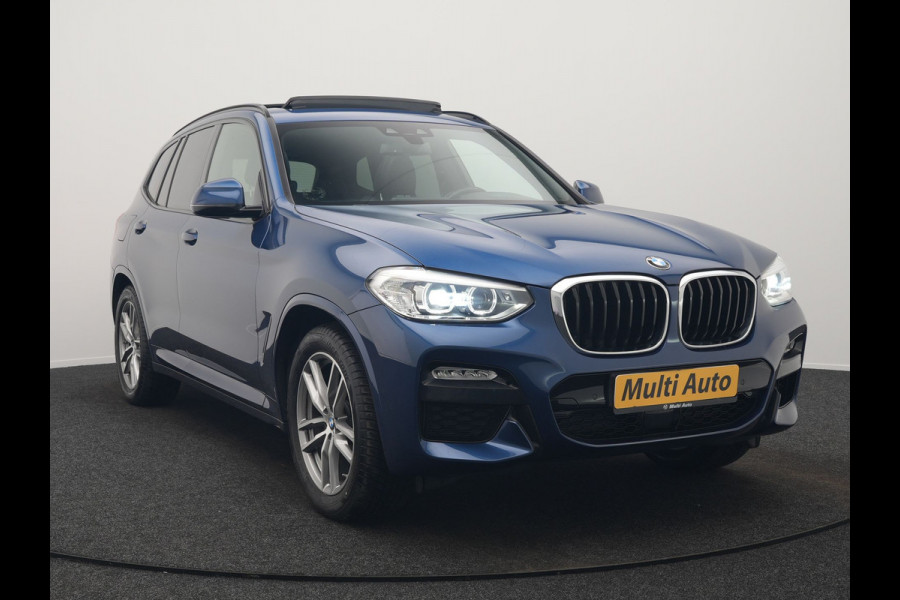 BMW X3 xDrive20i M Sport Shadow 184pk Dealer O.H | Trekhaak af Fabriek | Panodak | Adaptive Cruise | Sportstoelen Memory | Harman Kardon |  Head Up | 19"L.M | BLIS |