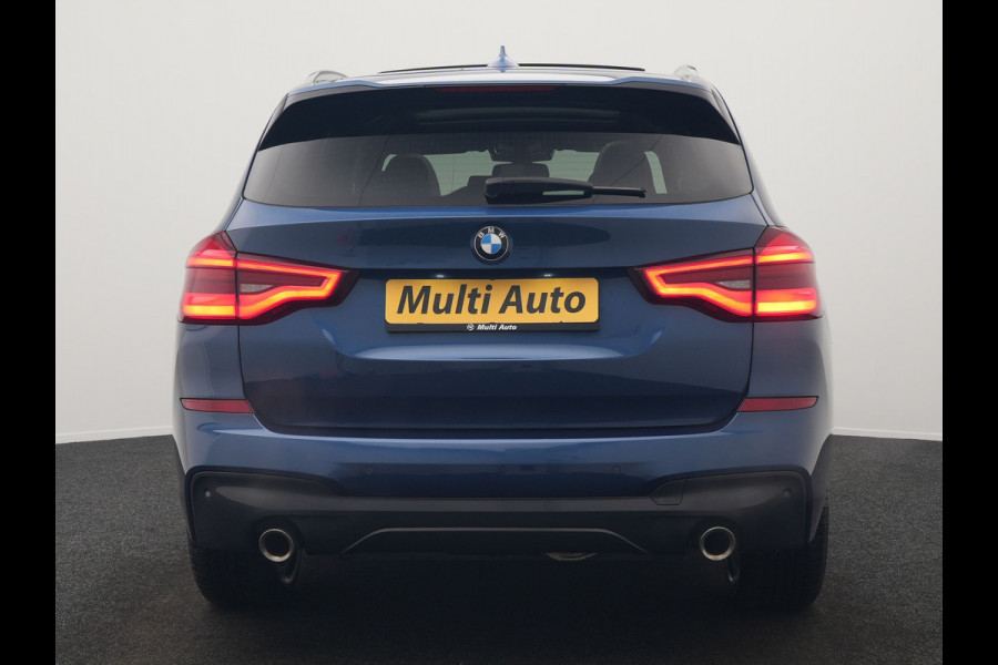BMW X3 xDrive20i M Sport Shadow 184pk Dealer O.H | Trekhaak af Fabriek | Panodak | Adaptive Cruise | Sportstoelen Memory | Harman Kardon |  Head Up | 19"L.M | BLIS |