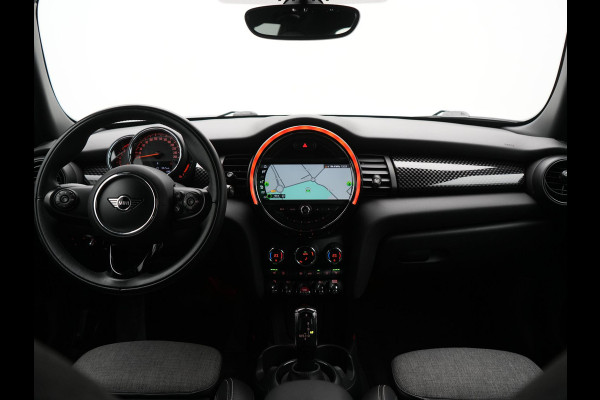 MINI Mini 2.0 Cooper S Chili 192pk 5 Deurs | Apple Carplay | Sportstoelen Verwarmd | Union Jack Achterlichten | 17"L.M | LED Koplampen | Navigatie Full Map | DAB | Cruise Control |
