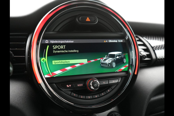 MINI Mini 2.0 Cooper S Chili 192pk 5 Deurs | Apple Carplay | Sportstoelen Verwarmd | Union Jack Achterlichten | 17"L.M | LED Koplampen | Navigatie Full Map | DAB | Cruise Control |