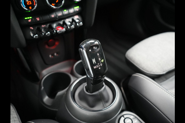 MINI Mini 2.0 Cooper S Chili 192pk 5 Deurs | Apple Carplay | Sportstoelen Verwarmd | Union Jack Achterlichten | 17"L.M | LED Koplampen | Navigatie Full Map | DAB | Cruise Control |