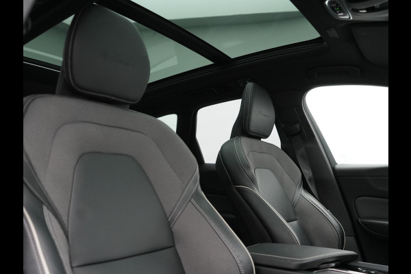 Volvo XC60 Recharge T8 AWD R-Design PHEV 391pk Dealer O.H. | Panodak | Luchtvering | Head Up | Camera | Harman & Kardon | Sportstoelen Memory & Verwarmd | 21"L.M | Apple Carplay | Keyless | Blis | Virtual | Navigatie | DAB | Plug In Hybrid