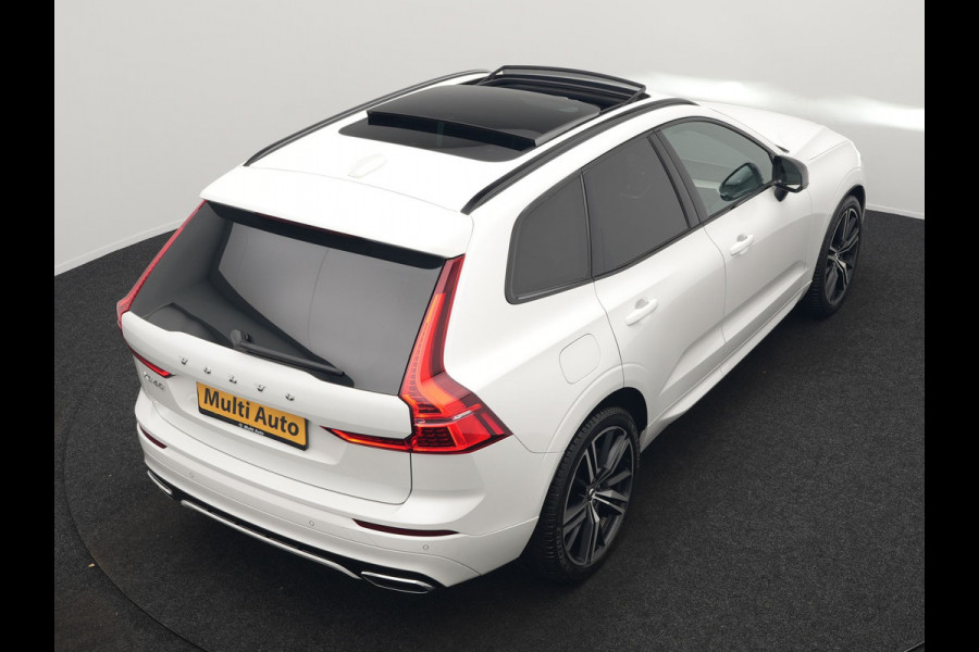 Volvo XC60 Recharge T8 AWD R-Design PHEV 391pk Dealer O.H. | Panodak | Luchtvering | Head Up | Camera | Harman & Kardon | Sportstoelen Memory & Verwarmd | 21"L.M | Apple Carplay | Keyless | Blis | Virtual | Navigatie | DAB | Plug In Hybrid