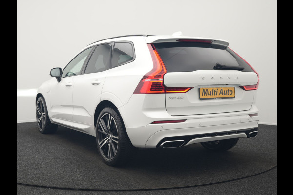 Volvo XC60 Recharge T8 AWD R-Design PHEV 391pk Dealer O.H. | Panodak | Luchtvering | Head Up | Camera | Harman & Kardon | Sportstoelen Memory & Verwarmd | 21"L.M | Apple Carplay | Keyless | Blis | Virtual | Navigatie | DAB | Plug In Hybrid
