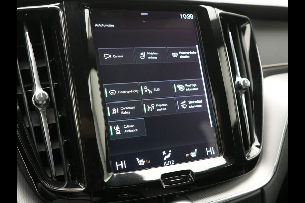 Volvo XC60 Recharge T8 AWD R-Design PHEV 391pk Dealer O.H. | Panodak | Luchtvering | Head Up | Camera | Harman & Kardon | Sportstoelen Memory & Verwarmd | 21"L.M | Apple Carplay | Keyless | Blis | Virtual | Navigatie | DAB | Plug In Hybrid