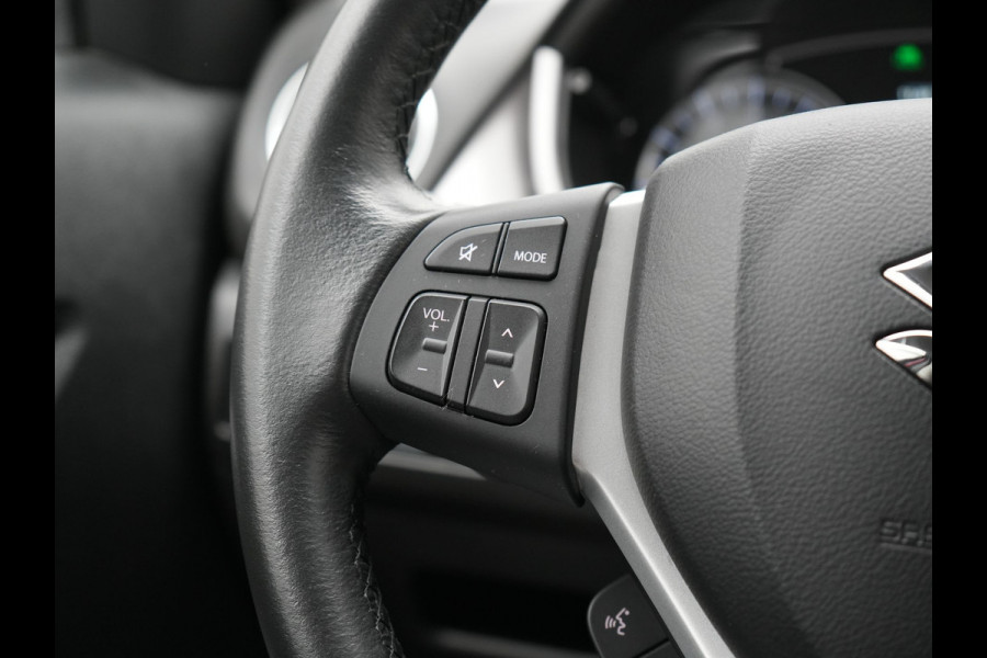 Suzuki Vitara 1.5 Hybrid Select Automaat Dealer O.H 15.055 KM | Adaptive Cruise | Keyless | LED Koplampen | Stoelverwarming | Camera | Apple Carplay | 17"L.M |