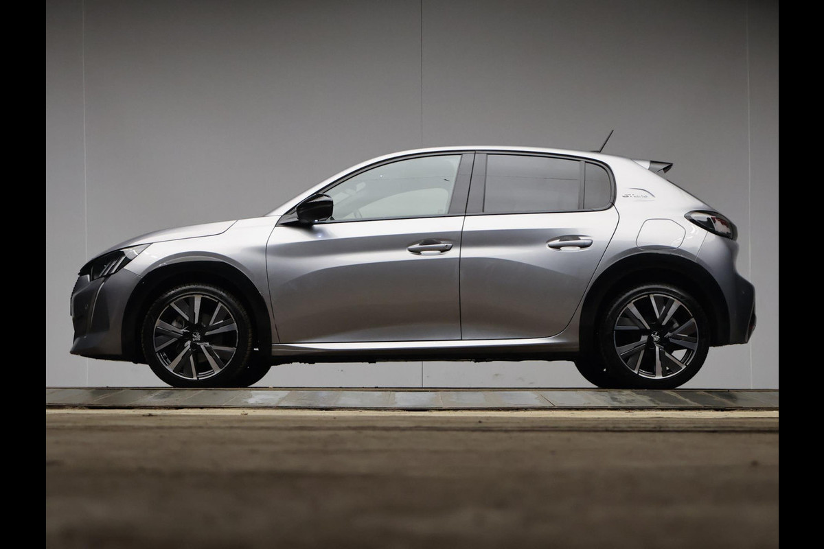 Peugeot 208 1.2 PureTech GT-line (APPLE CARPLAY,CAMERA,LED,NAVI,CRUISE,CLIMATE,SPORTSTOELEN,GETINT,LM VELGEN,NETTESTAAT)