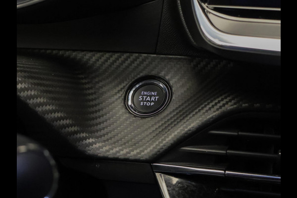 Peugeot 208 1.2 PureTech GT-line (APPLE CARPLAY,CAMERA,LED,NAVI,CRUISE,CLIMATE,SPORTSTOELEN,GETINT,LM VELGEN,NETTESTAAT)