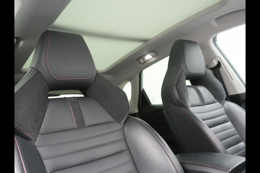 MG EHS 1.5 TGDI Luxury PHEV 258pk | Panodak | 360 Camera | Adaptive Cruise | Lederen Sportstoelen Verwarmd | Blis | Apple Carplay | Keyless | Sfeerverlichting | Navigatie | Virtual | DAB+ | Plug In Hybrid