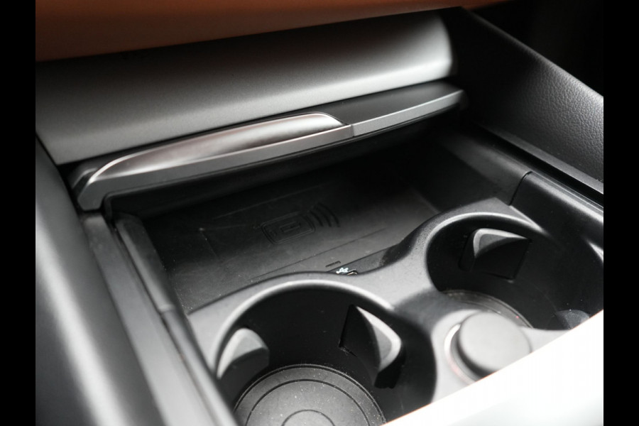 BMW 5 Serie Touring 530e Sportline PHEV 293pk Dealer O.H Bernina Grau Metallic | Trekhaak Afn. | M Sportstuur | Camera | Lederen Sportstoelen Verwarmd | Cruise Control | BMW LED | Hifi Sound | Apple Carplay | Navigatie | Virtual | DAB |  Plug In Hybrid