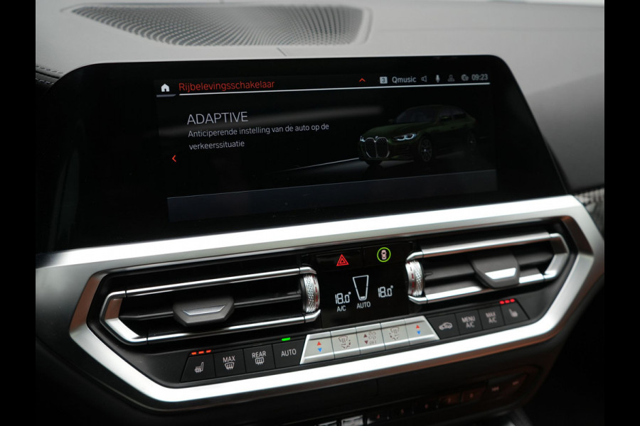 BMW 4 Serie Gran Coupé 430i M Sport 245pk Dealer O.H Sanremo Green | Panodak | Lederen Competition Stoelen Memory & Verwarmd | Adaptive Onderstel | 360 Camera | Harman & Kardon | 19" L.M | Carbon | Apple Carplay | Navigatie | Blis | Virtual | DAB |