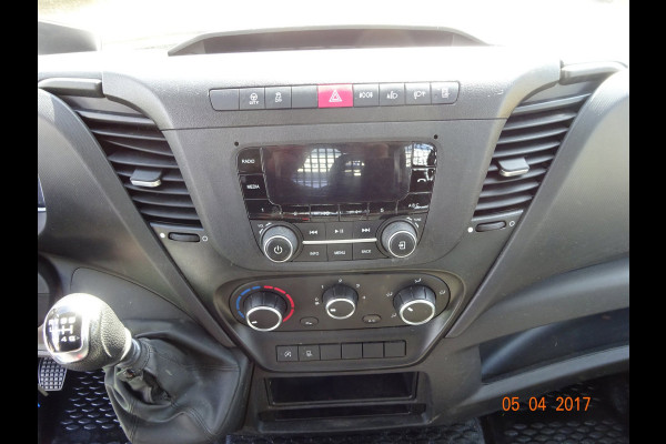 Iveco Daily 35C14 2.3 Open laadbak Pick up Dubbel lucht in zeer nette staat.