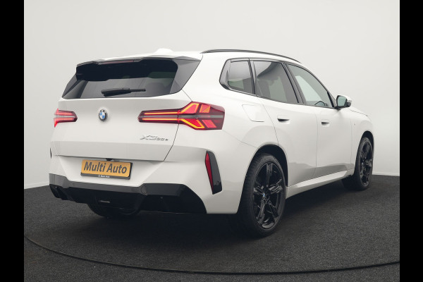 BMW X3 30e xDrive M Sport PRO PHEV 299pk | Panodak | Trekhaak af Fabriek | Adaptive Cruise | 21"L.M | 360 Camera | Head Up | Harman Kardon | Lederen Sportstoelen Memory & Verwarmd |  Widescreen | Navigatie | DAB | Plug In Hybrid