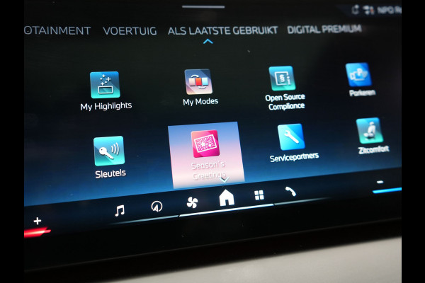 BMW X3 30e xDrive M Sport PRO PHEV 299pk | Panodak | Trekhaak af Fabriek | Adaptive Cruise | 21"L.M | 360 Camera | Head Up | Harman Kardon | Lederen Sportstoelen Memory & Verwarmd |  Widescreen | Navigatie | DAB | Plug In Hybrid