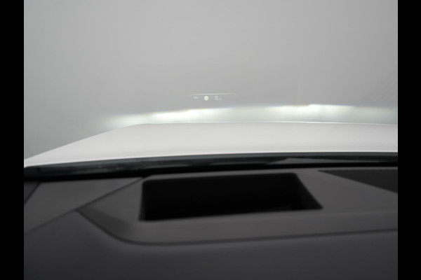 BMW X3 30e xDrive M Sport PRO PHEV 299pk | Panodak | Trekhaak af Fabriek | Adaptive Cruise | 21"L.M | 360 Camera | Head Up | Harman Kardon | Lederen Sportstoelen Memory & Verwarmd |  Widescreen | Navigatie | DAB | Plug In Hybrid