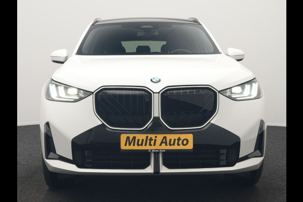 BMW X3 30e xDrive M Sport PRO PHEV 299pk | Panodak | Trekhaak af Fabriek | Adaptive Cruise | 21"L.M | 360 Camera | Head Up | Harman Kardon | Lederen Sportstoelen Memory & Verwarmd |  Widescreen | Navigatie | DAB | Plug In Hybrid