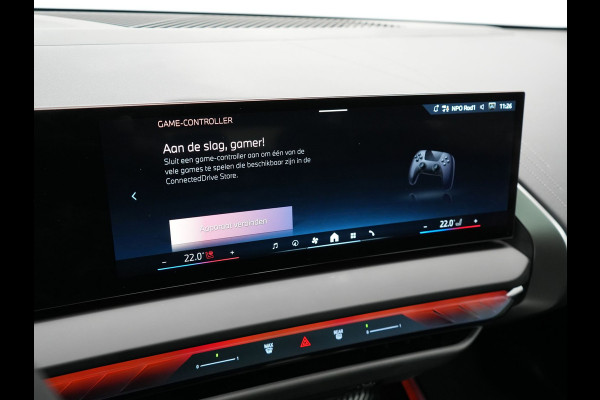 BMW X3 30e xDrive M Sport PRO PHEV 299pk | Panodak | Trekhaak af Fabriek | Adaptive Cruise | 21"L.M | 360 Camera | Head Up | Harman Kardon | Lederen Sportstoelen Memory & Verwarmd |  Widescreen | Navigatie | DAB | Plug In Hybrid