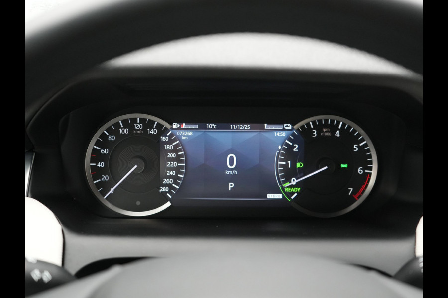 Land Rover Discovery Sport P300e R-Dynamic HSE PHEV 300pk Dealer O.H. | Trekhaak Afn. |  Adaptive Cruise | Camera | Meridian Audio | Alcantara Sportstoelen Memory & Verwarmd | Stuur Verwarmd | Apple Carplay | Keyless | Blis | Navigatie | DAB | Plug In Hybrid
