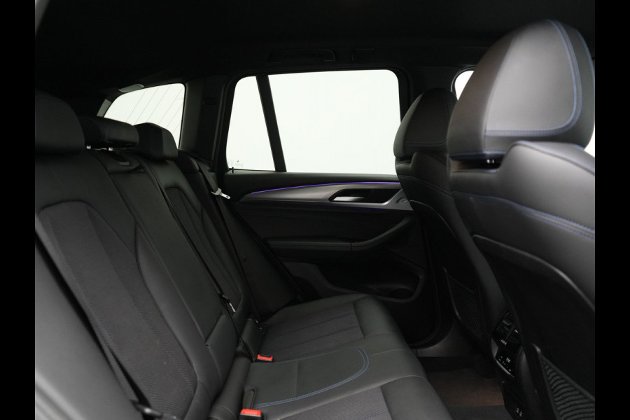 BMW X3 xDrive30e M Sport PHEV 293pk Dealer O.H. | Trekhaak Af Fabriek | Head Up | Sportstoelen Verwarmd | Apple Carplay | Keyless | Blis | Sfeerverlichting | Virtual | Navigatie | DAB | Plug In Hybrid