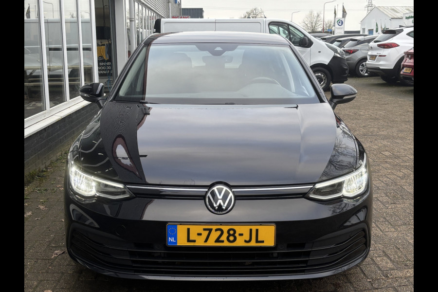 Volkswagen Golf 1.5 TSI Style | Trekhaak | Sfeerverlichting | Stoel & Stuurverwarming | Adaptieve Cruise