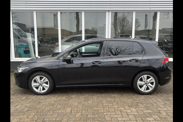 Volkswagen Golf 1.5 TSI Style | Trekhaak | Sfeerverlichting | Stoel & Stuurverwarming | Adaptieve Cruise