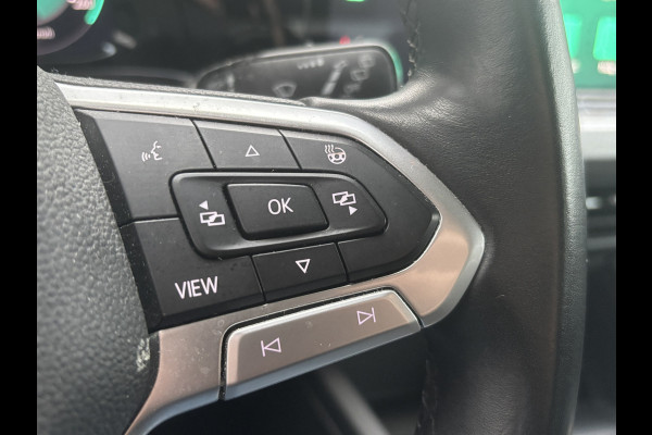 Volkswagen Golf 1.5 TSI Style | Trekhaak | Sfeerverlichting | Stoel & Stuurverwarming | Adaptieve Cruise