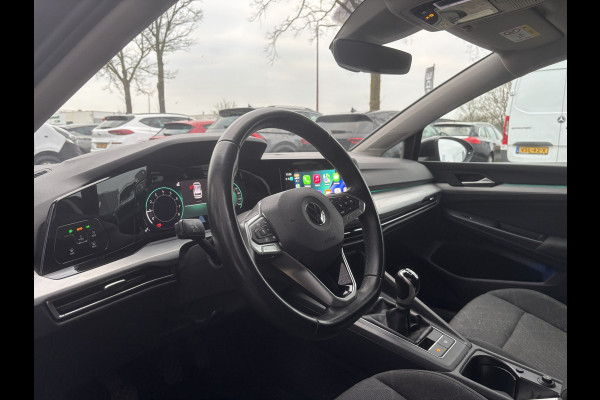 Volkswagen Golf 1.5 TSI Style | Trekhaak | Sfeerverlichting | Stoel & Stuurverwarming | Adaptieve Cruise