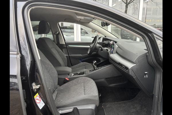 Volkswagen Golf 1.5 TSI Style | Trekhaak | Sfeerverlichting | Stoel & Stuurverwarming | Adaptieve Cruise
