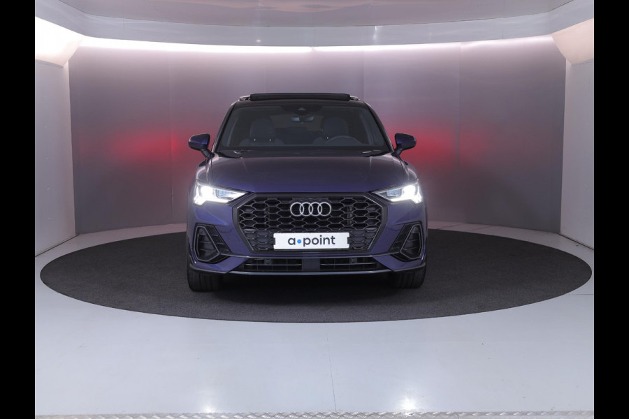 Audi Q3 Sportback 45 TFSI e S Edition 245 pk S-tronic | Navigatie | Panoramadak | Parkeersensoren | Achteruitrijcamera | Adaptieve cruise control | Lichtmetalen velgen 20" |