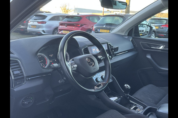 Škoda Karoq 1.5 TSI ACT Business | Stuurverwarming | Apple Carplay | Parkeer Sensoren | Cruise