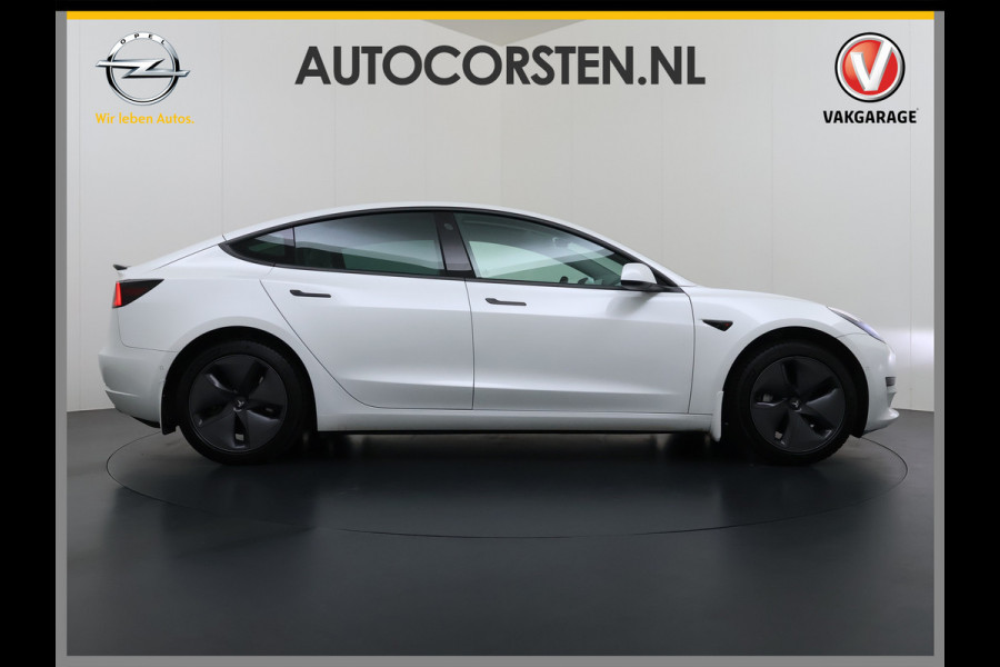 Tesla Model 3 SR+ 325PK AutoPilot Ivory-Leder Pano-Dak Adaptive Cruise Lmv 18" Camera's Elektr.-Stuur+Stoelen+Spiegels+Geheugen+Easy-Entry+Ver Ecc Navi Led DAB Voorverwarmen interieur via App Keyless One-Pedal-Drive 1e Eigenaar Origineel Nederlandse Auto 1.584kg